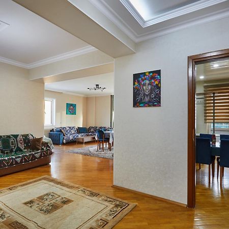 Leyla Apartmens 1 Apart otel Bakü Dış mekan fotoğraf